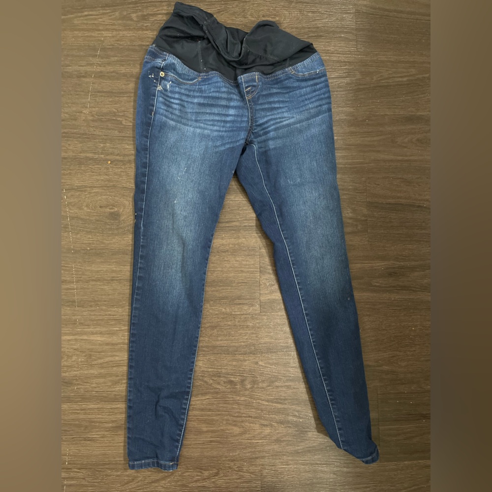 Maternity skinny jeans